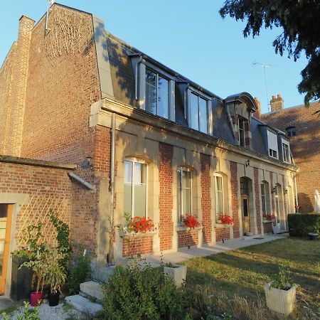 Péronne Chambres D'Hotes Noir Lion מראה חיצוני תמונה