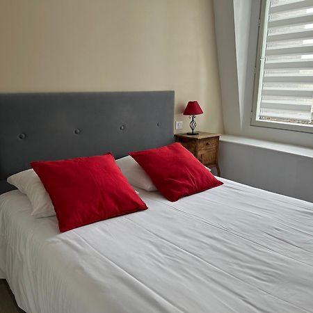 Péronne Chambres D'Hotes Noir Lion מראה חיצוני תמונה