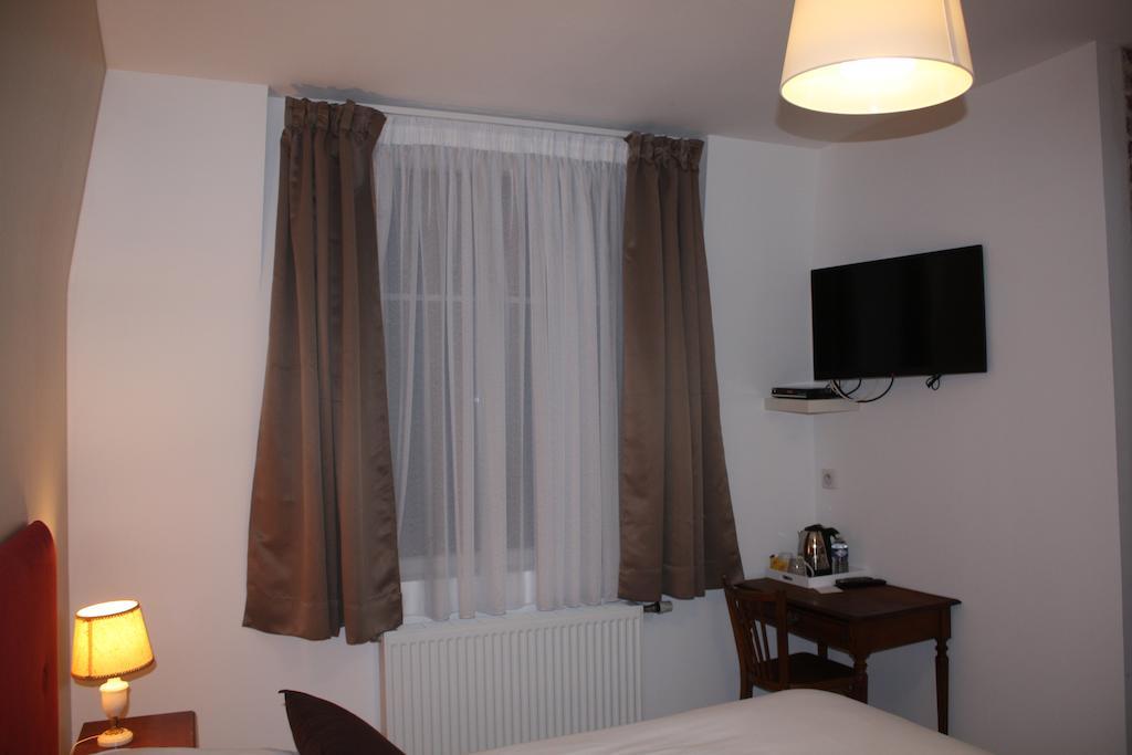 Péronne Chambres D'Hotes Noir Lion חדר תמונה